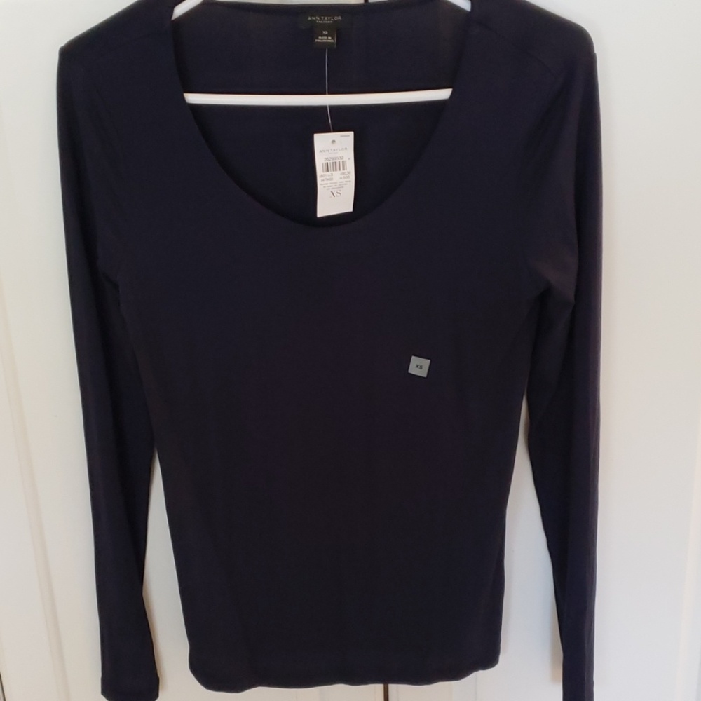 Navy blue top